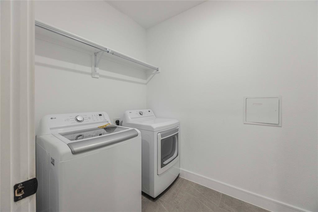 1275 Calebria Way Fate, TX 75087 - Photo 21 of 40