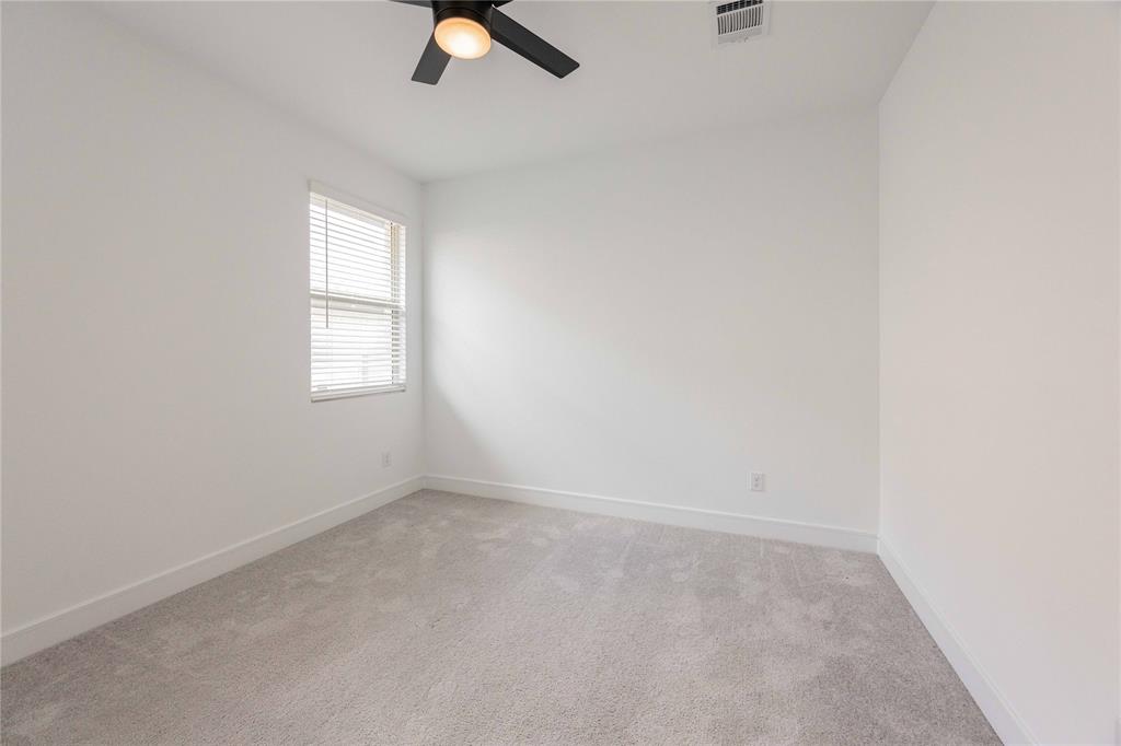 1275 Calebria Way Fate, TX 75087 - Photo 32 of 40