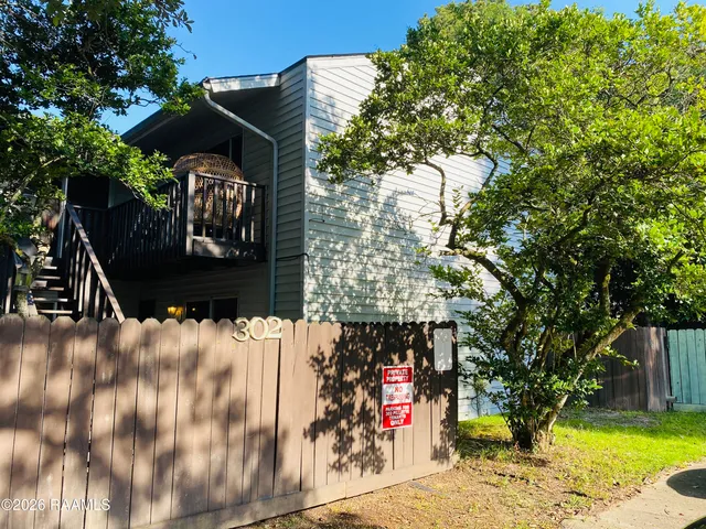 $900 | 302 Pillette Road, Unit 3, Lafayette, LA 70508