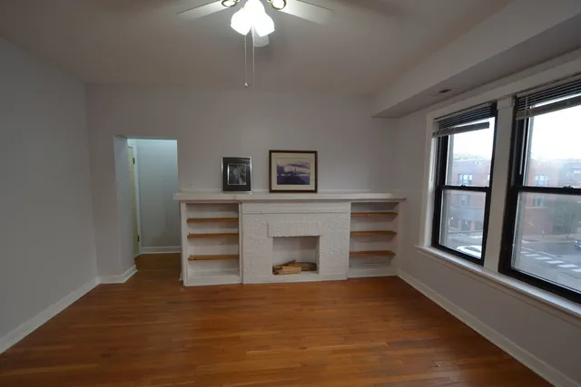 $1,950 | 4550 North Western Avenue, Unit 3, Chicago, IL 60625