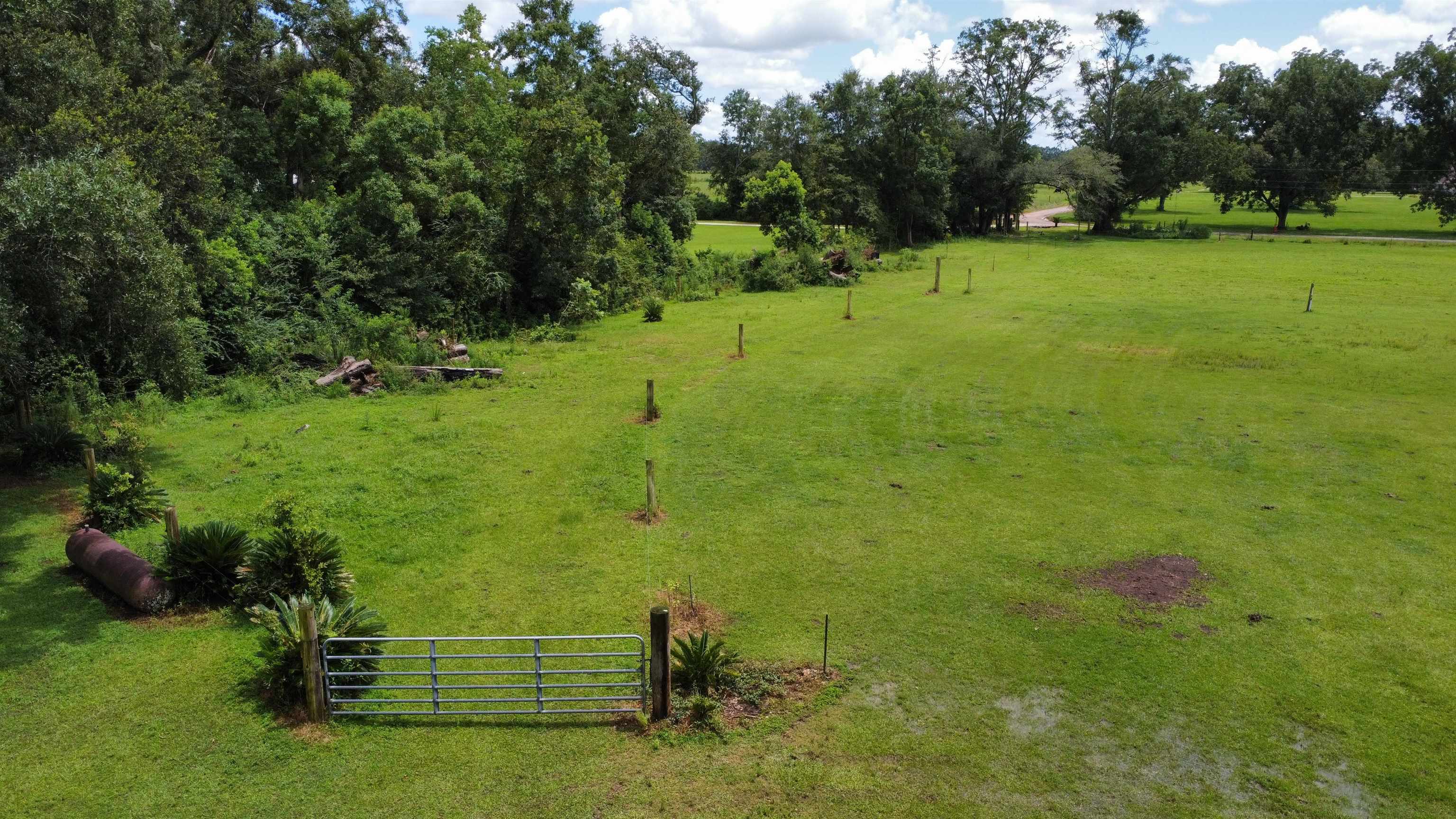18485 Kendrick Road Robertsdale, AL 36567 - Photo 5 of 17