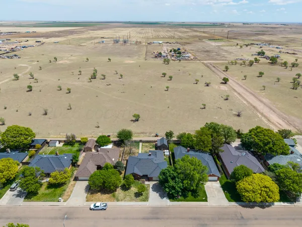 $315,000 | 506 Floyd Avenue, Dumas, TX 79029