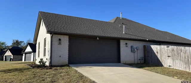 $369,000 | 10003 Dayspring Drive, Flint, TX 75762