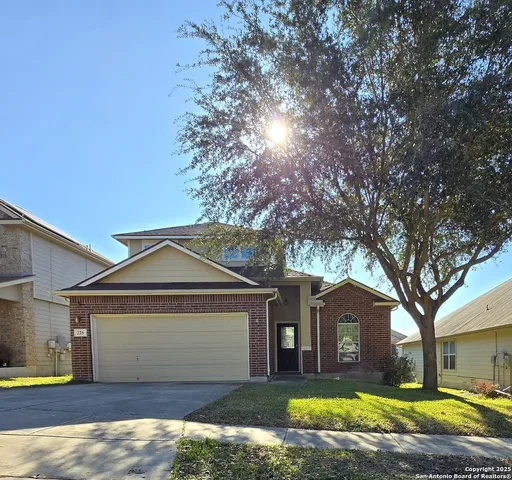 $1,950 | 225 Country Vale, Cibolo, TX 78108