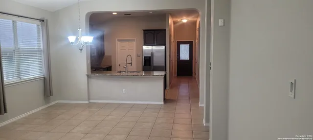 $1,950 | 225 Country Vale, Cibolo, TX 78108