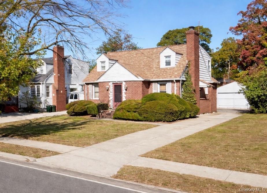 197 Foxhurst Road Oceanside, NY 11572 - Photo 2 of 28