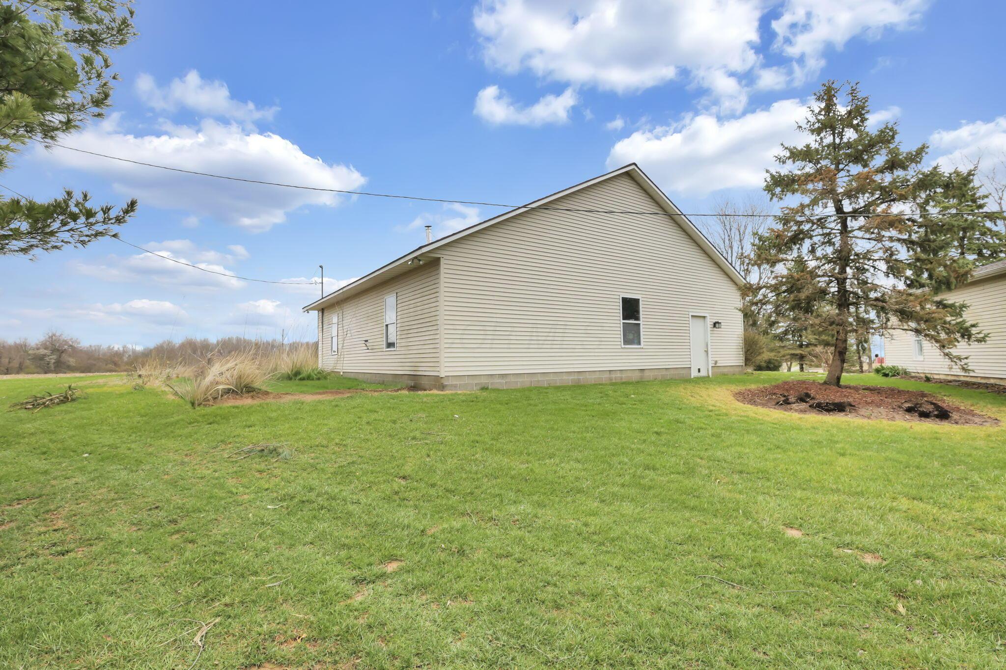11138 York Road Southwest Baltimore, OH 43105 - Photo 66 of 83 70-web-or-mls-0V3A5103