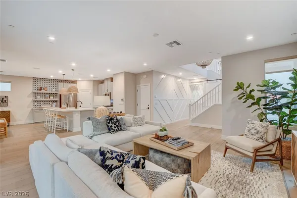 $4,500 | 3209 Porto Vittoria Avenue, Henderson, NV 89044