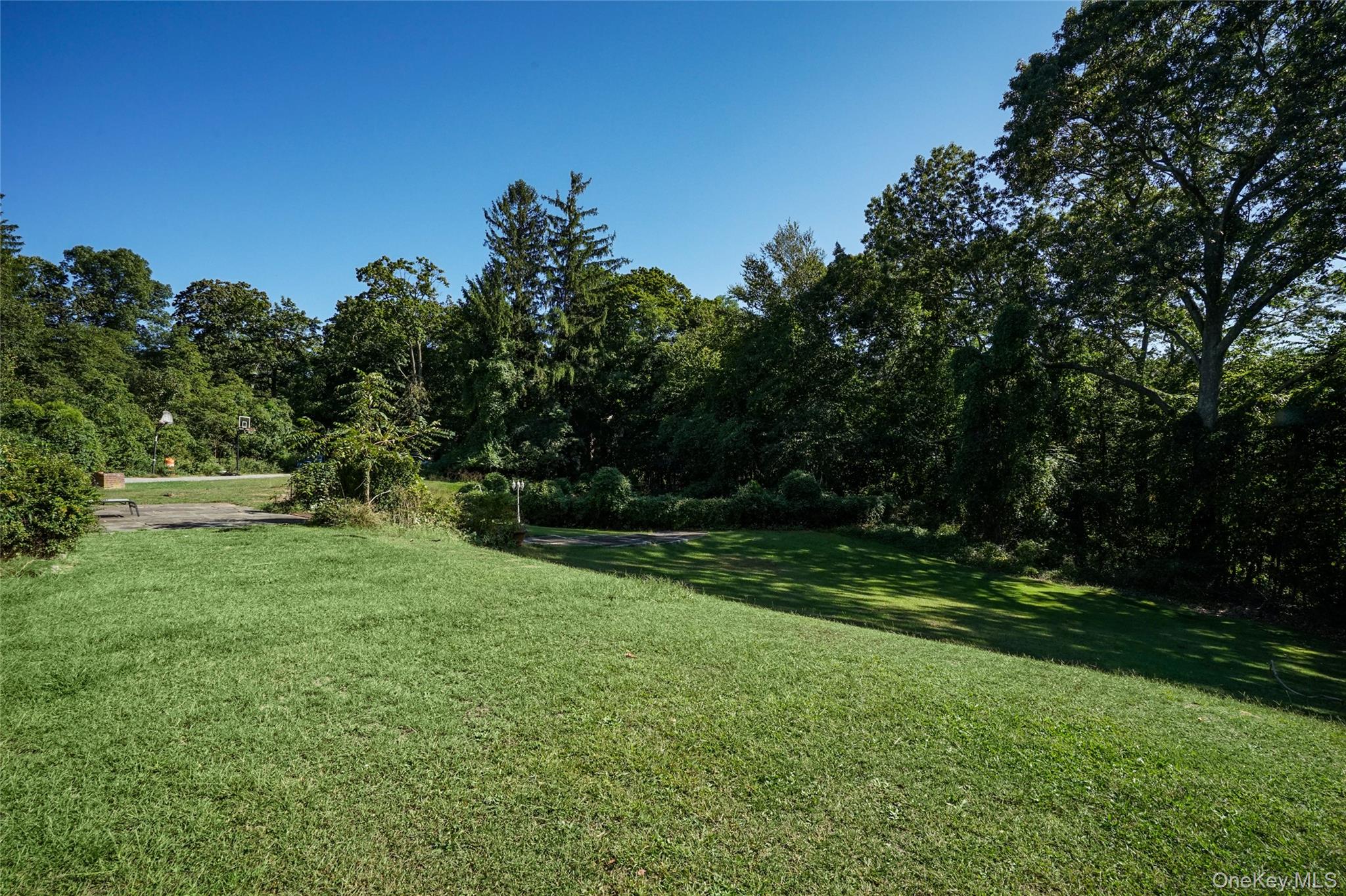 274 River Road St. James, NY 11780 - Photo 29 of 30 a view of a park