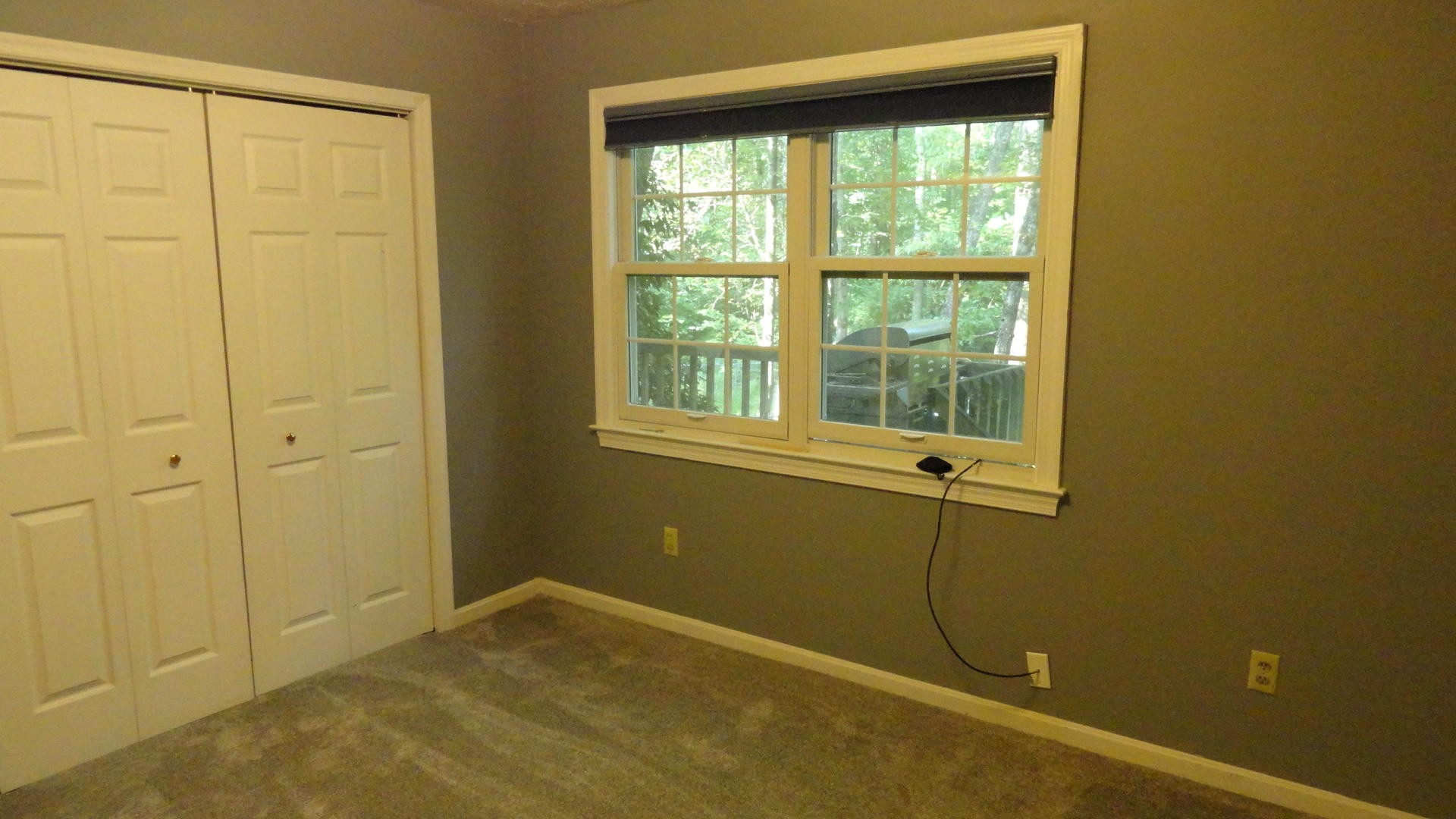 116 Hanover Place Oak Ridge, TN 37830 - Photo 12 of 17 a view of a room with window