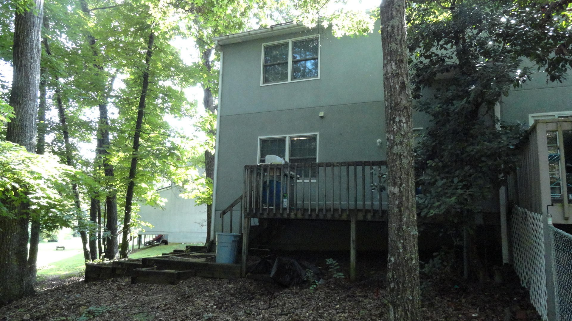 116 Hanover Place Oak Ridge, TN 37830 - Photo 16 of 17 a view of a house with a yard