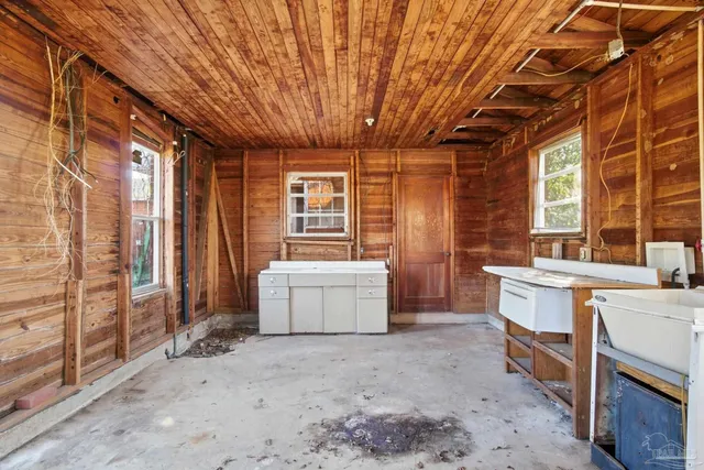 $150,000 | 5135 Market Road, Jay, FL 32565