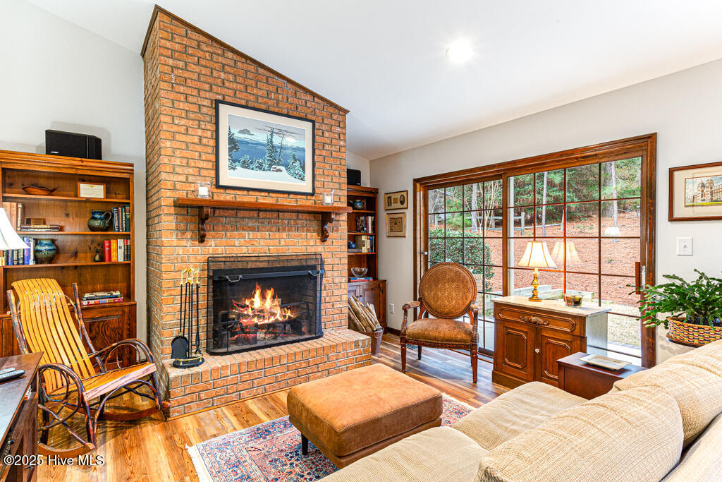 106 Cardinal Lane West End, NC 27376 - Photo 4 of 46 Living Room