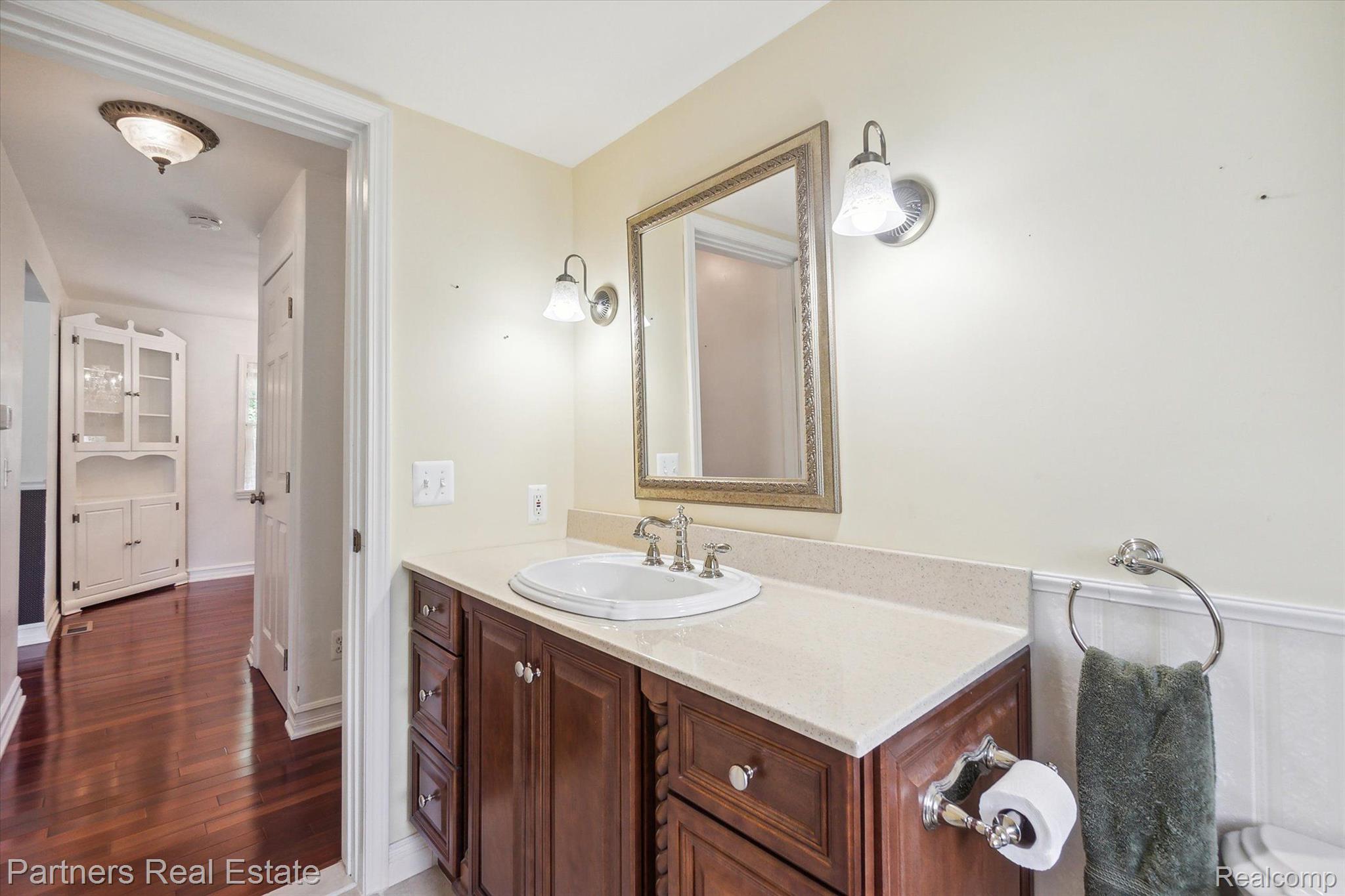 840 East Davis Road Howell, MI 48843 - Photo 14 of 50 First Floor Half Bath
