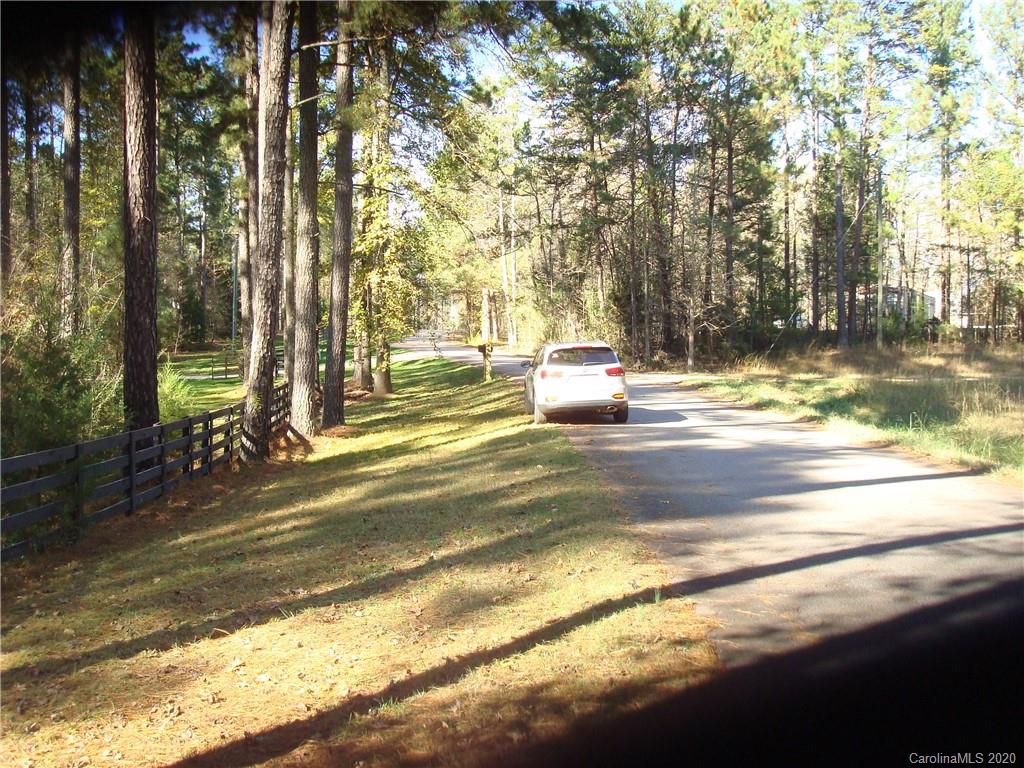 1749 State Rd S-46-1102 York, SC 29745 - Photo 5 of 9 a view of yard with green space