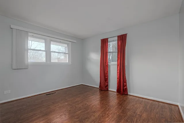 $225,000 | 18940 Baker Avenue, Country Club Hills, IL 60478