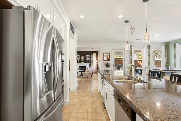 $979,900 | 864 Spotted Pony Lane, Rocklin, CA 95765