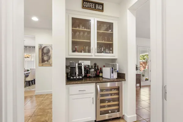 $979,900 | 864 Spotted Pony Lane, Rocklin, CA 95765