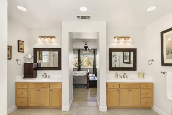 $979,900 | 864 Spotted Pony Lane, Rocklin, CA 95765