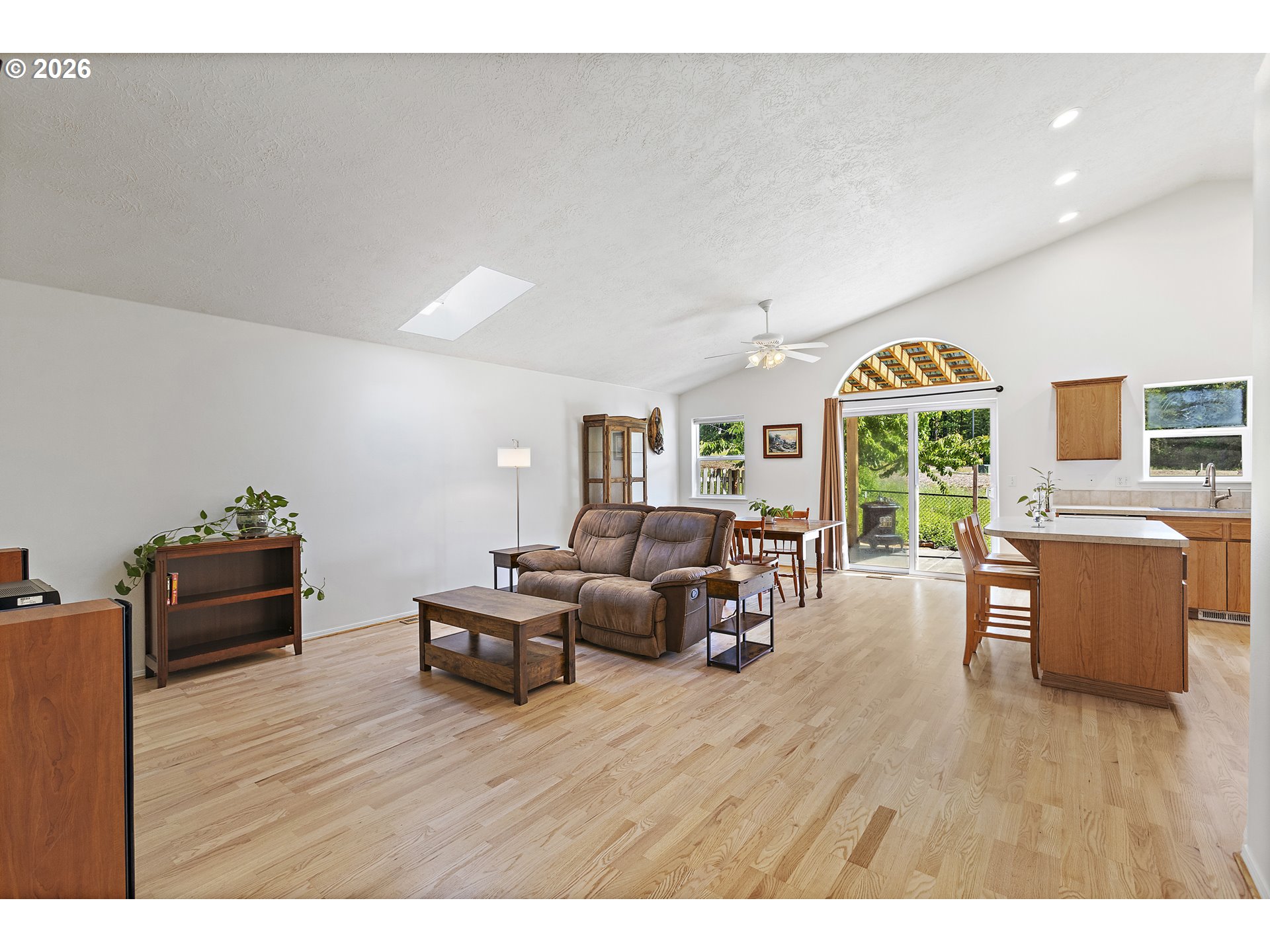 38984 Jerger Street Sandy, OR 97055 - Photo 7 of 25 Great Room