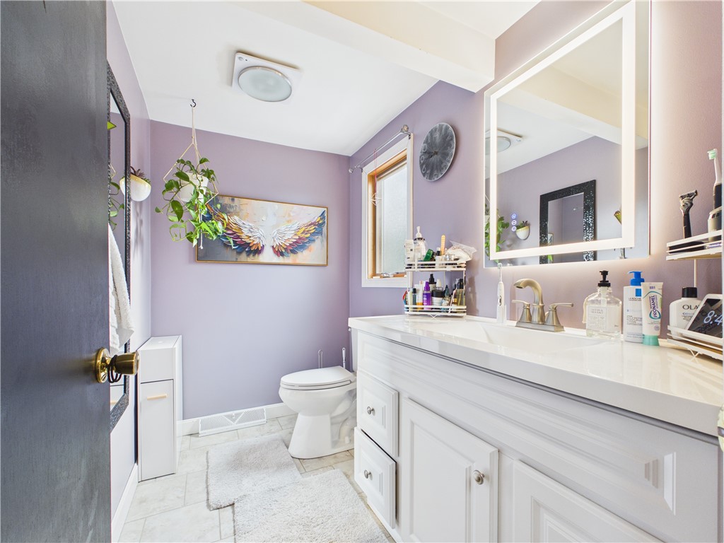 26 Edgewood Road Glocester, RI 02814 - Photo 20 of 32
