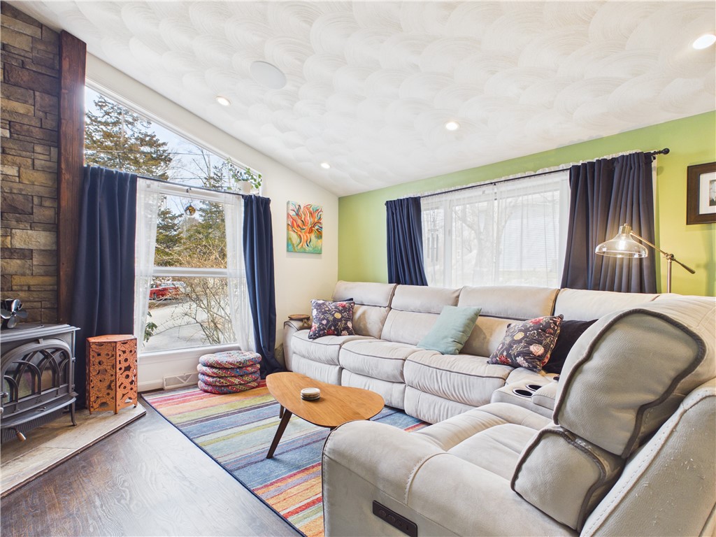 26 Edgewood Road Glocester, RI 02814 - Photo 3 of 32