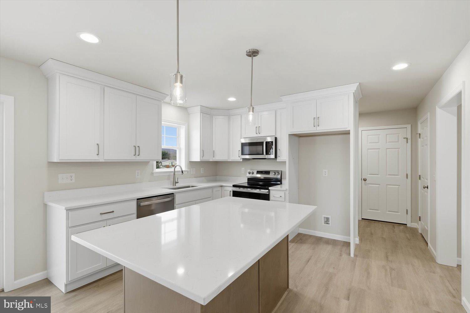 228 Hockersville Road Hershey, PA 17033 - Photo 10 of 32