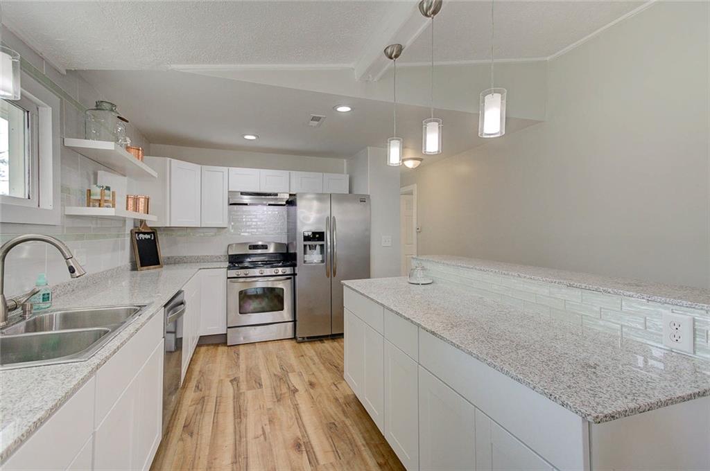 3555 Fisher Road Indianapolis, IN 46239 - Photo 6 of 33 Gallery Image 6