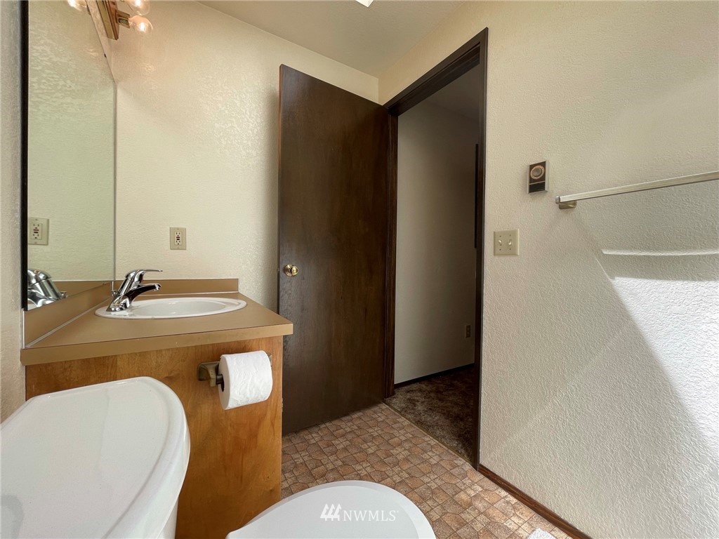 483 Hunt Road Port Angeles, WA 98363 - Photo 24 of 33 Gallery Image 24