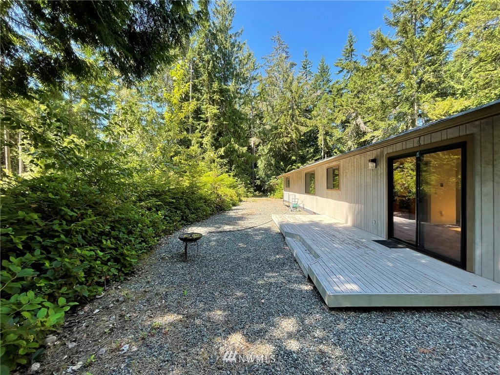 483 Hunt Road Port Angeles, WA 98363 - Photo 6 of 33 Gallery Image 6