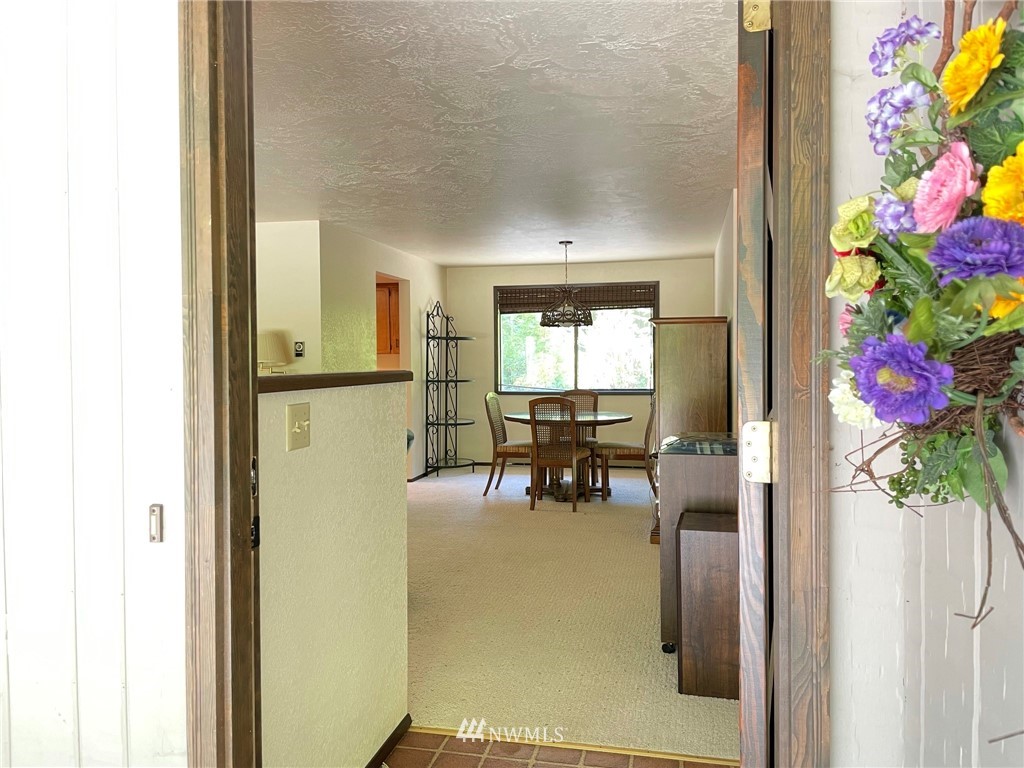 483 Hunt Road Port Angeles, WA 98363 - Photo 8 of 33 Gallery Image 8