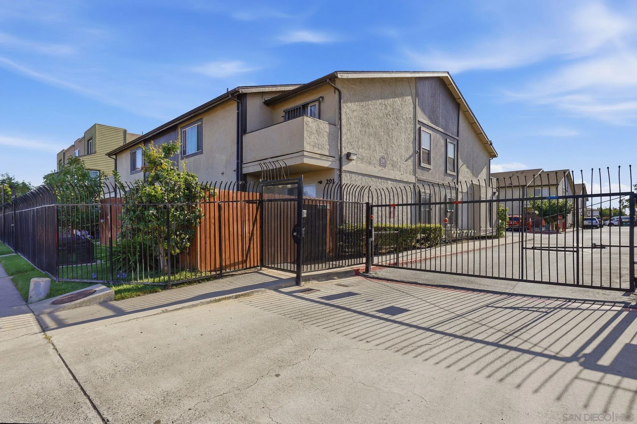 293 Sycamore Road, Unit 15 San Ysidro, CA 92173 - Photo 25 of 25 a view of a house with a iron gate
