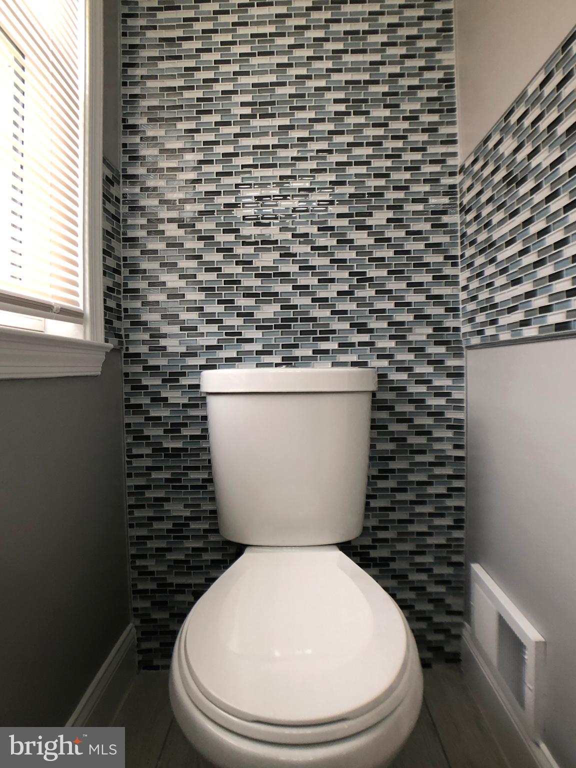 3801 Tremayne Terrace, Unit 20 Silver Spring, MD 20906 - Photo 15 of 35 Powder Room