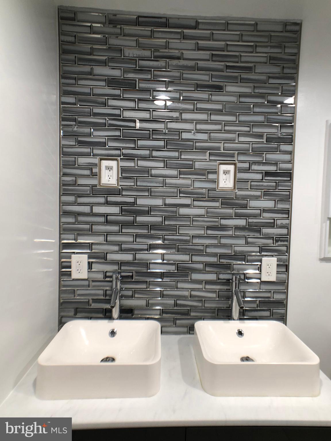 3801 Tremayne Terrace, Unit 20 Silver Spring, MD 20906 - Photo 18 of 35 Master Bathroom