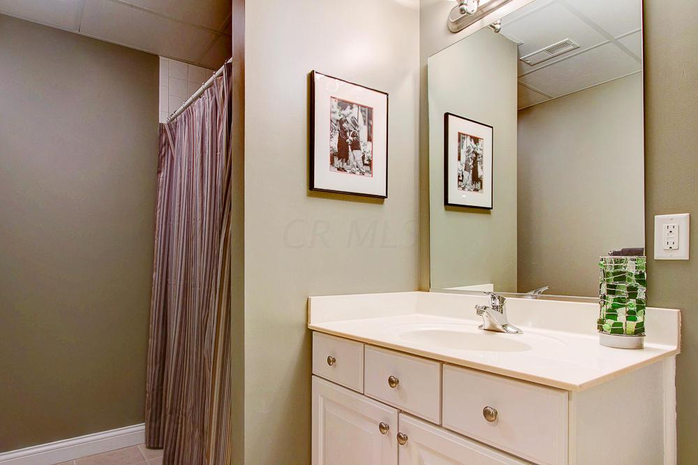 3990 Clark-Shaw Road Powell, OH 43065 - Photo 23 of 43 Gallery Image 23