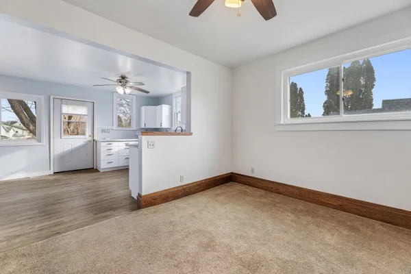 $185,000 | 309 East Lincoln Street, Caledonia, MN 55921