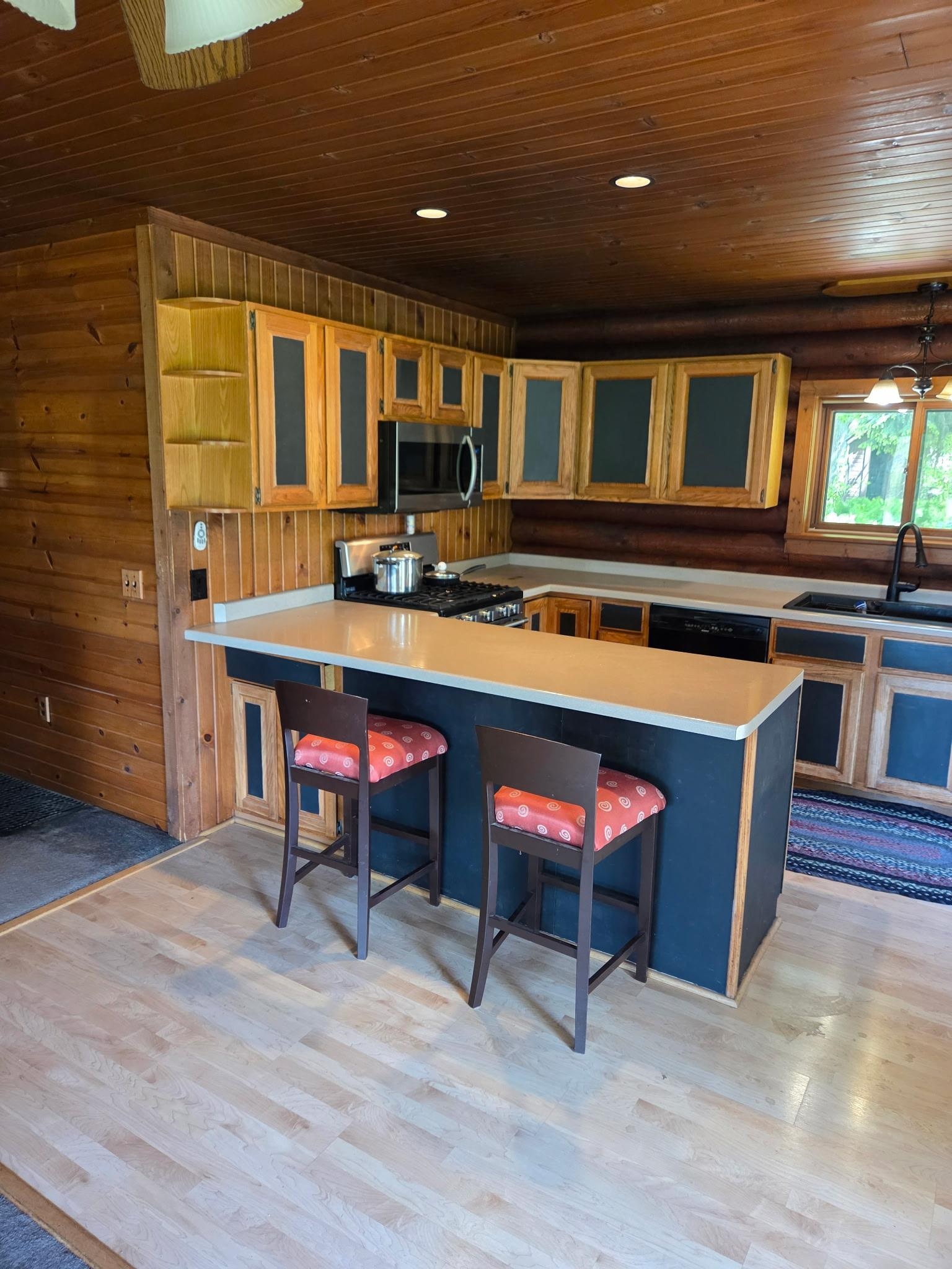 2112 Utica Road Cambridge, WI 53523 - Photo 7 of 52