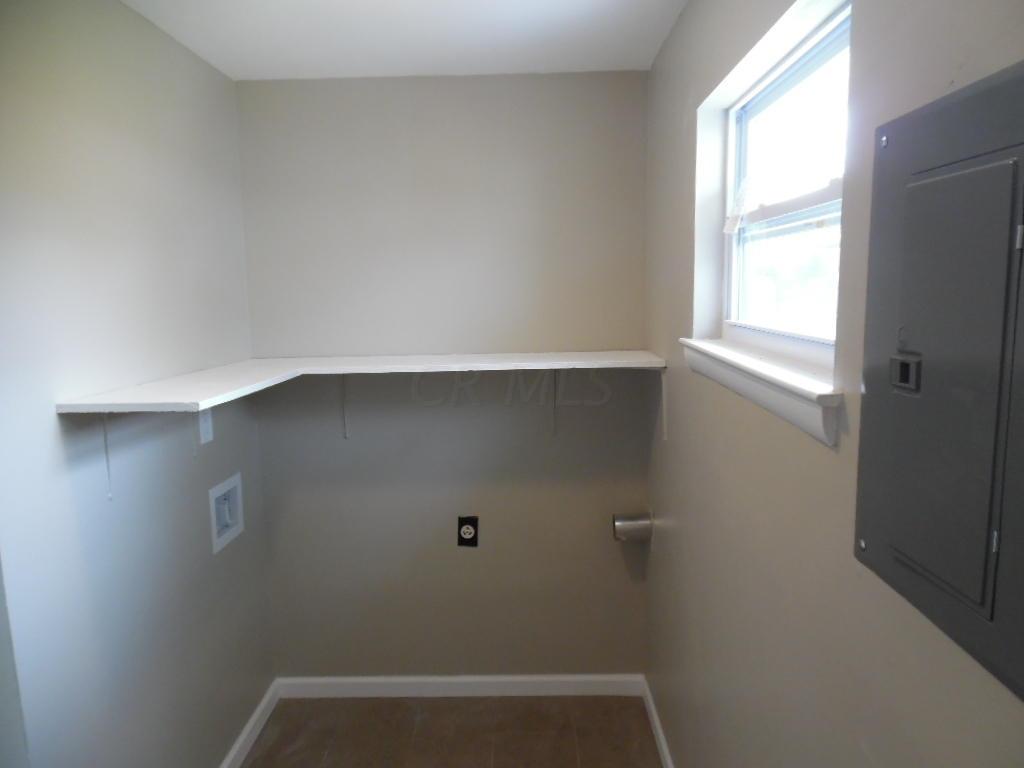425 Hiler Road Columbus, OH 43228 - Photo 5 of 28 Gallery Image 5