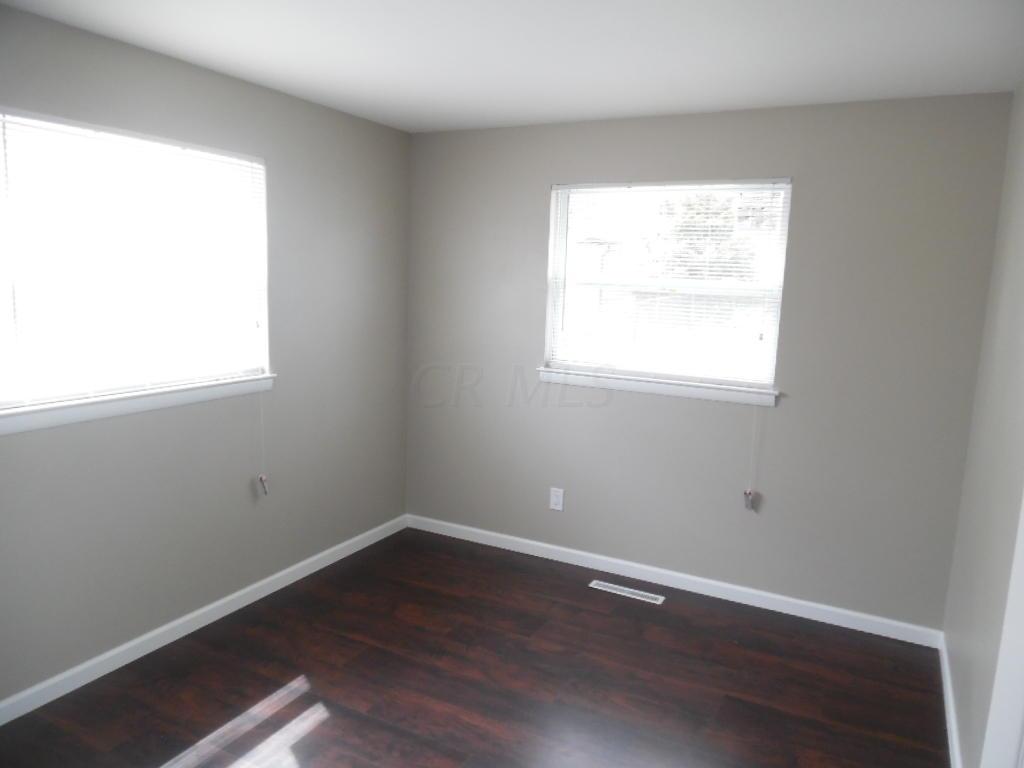 425 Hiler Road Columbus, OH 43228 - Photo 10 of 28 Gallery Image 10
