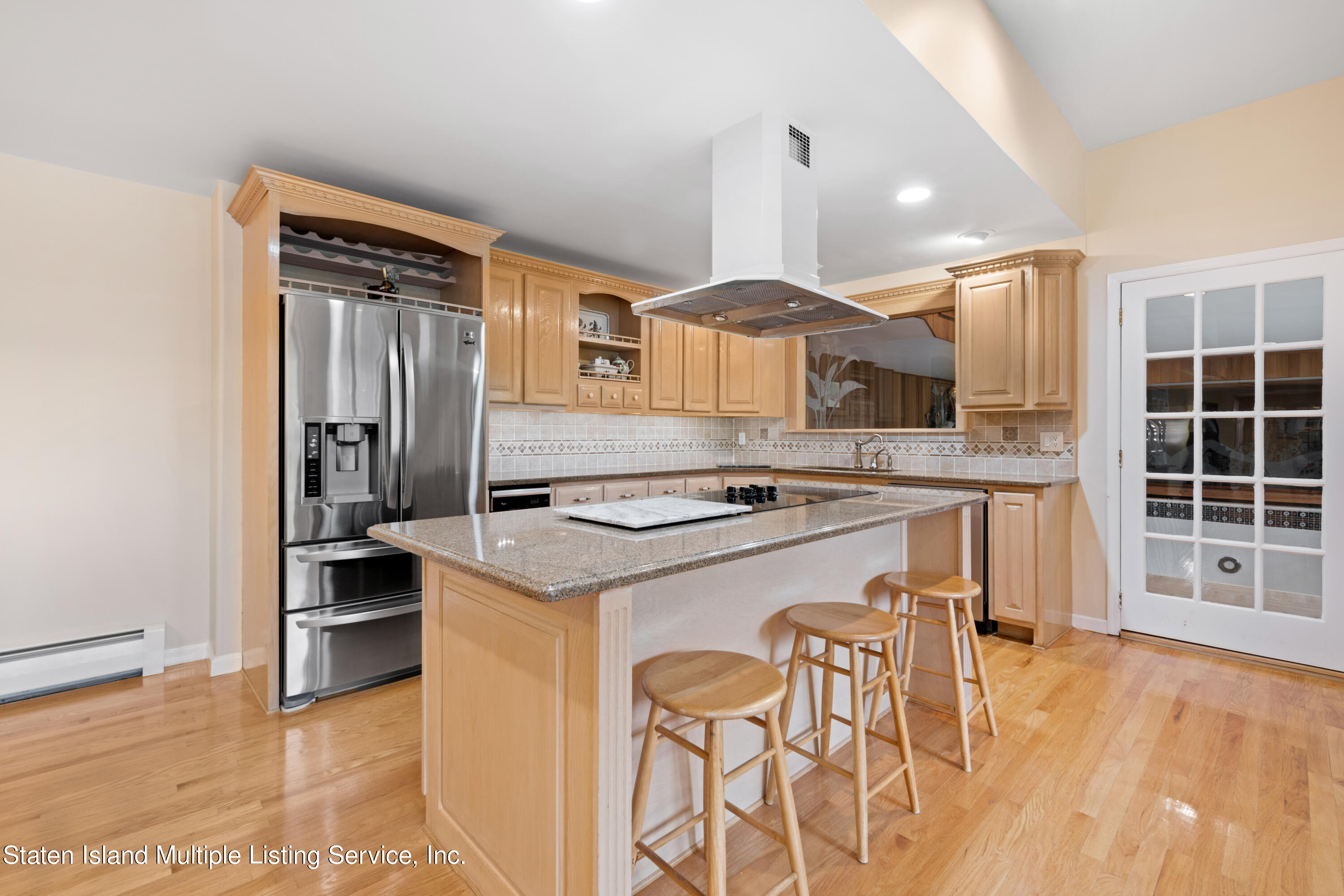 100 Wadsworth Road Staten Island, NY 10305 - Photo 19 of 46 luxury kitchen with giant windows
