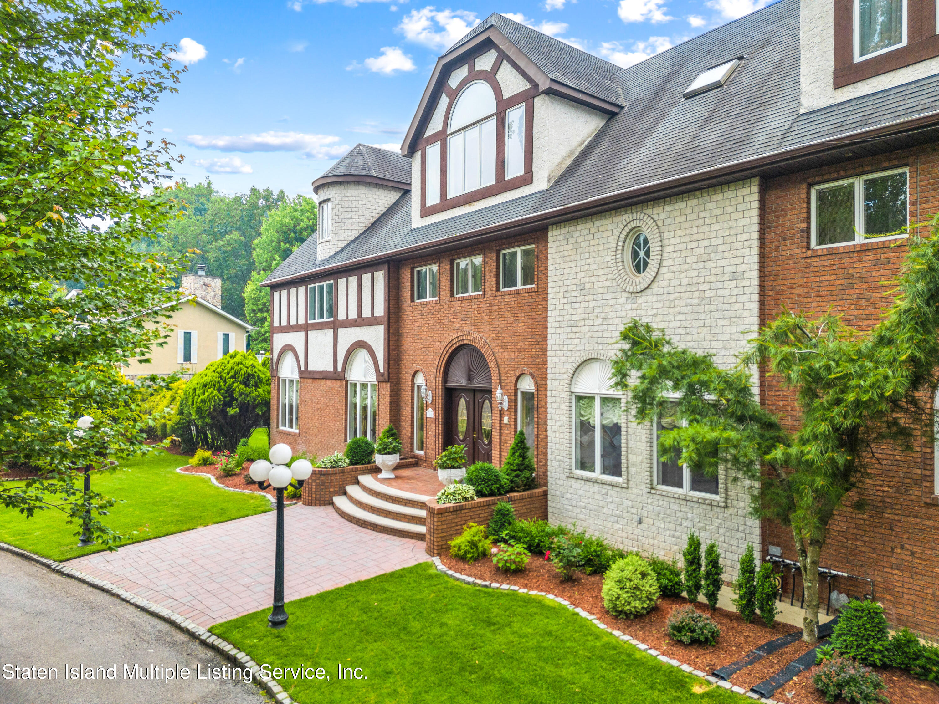100 Wadsworth Road Staten Island, NY 10305 - Photo 2 of 46 big red luxury mansion in staten island