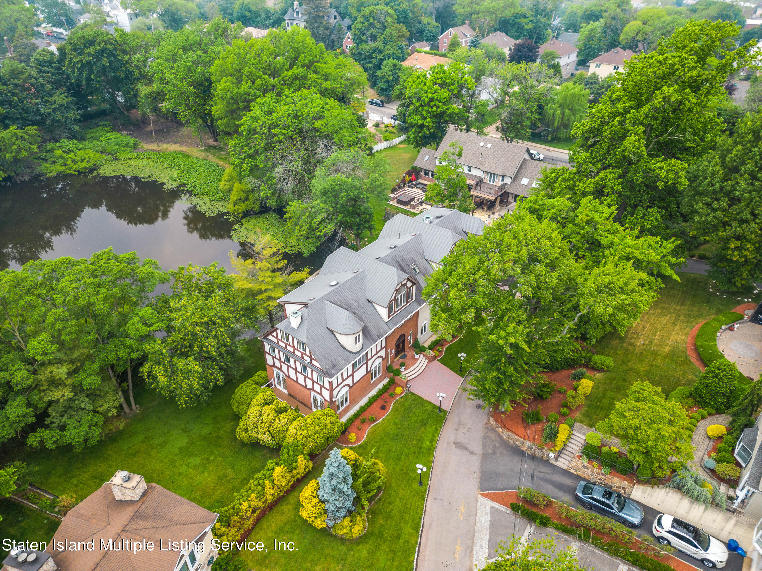 100 Wadsworth Road Staten Island, NY 10305 - Photo 40 of 46 big luxury house in staten island