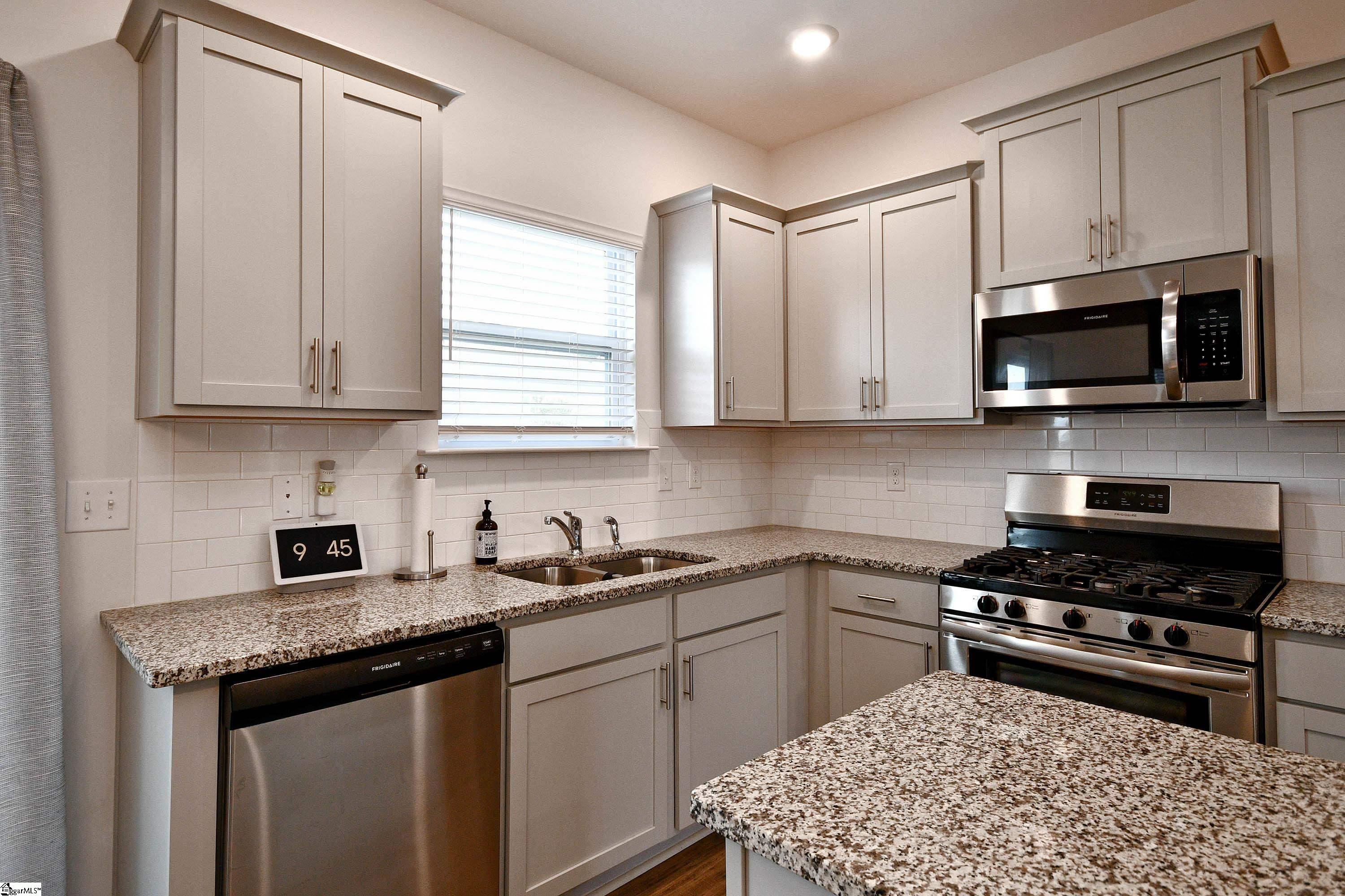 9 Garden Hill Road Simpsonville, SC 29680 - Photo 11 of 31