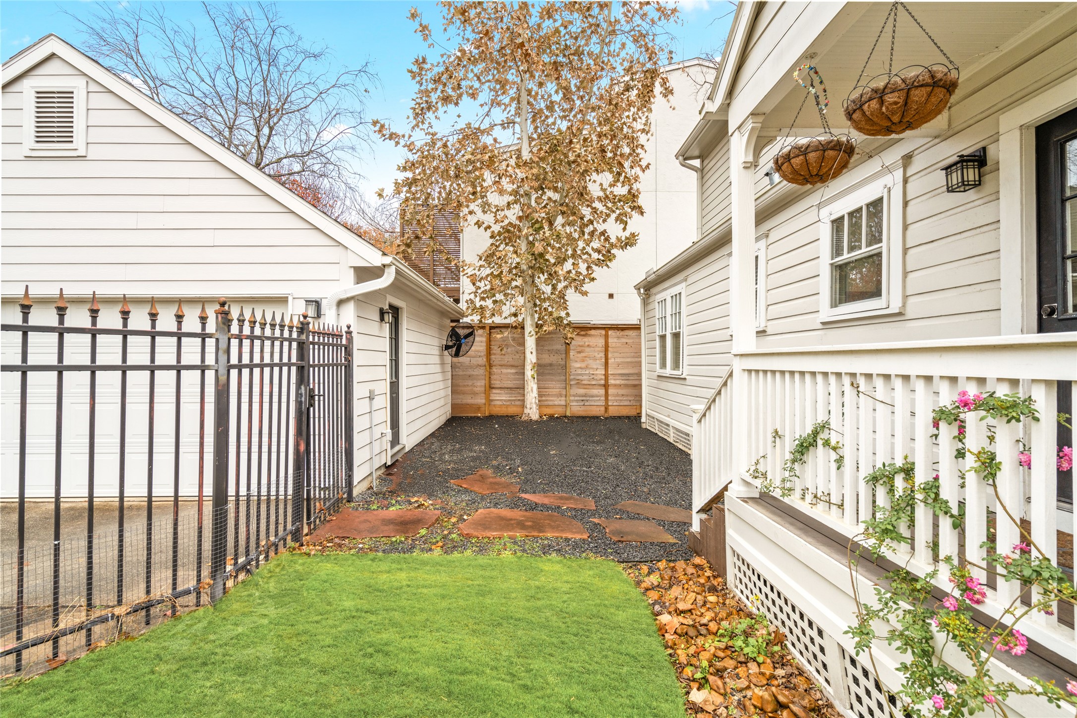 3934 Rice Boulevard Houston, TX 77005 - Photo 19 of 21