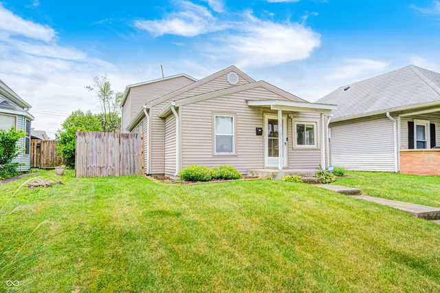 $230,000 | 148 South 3rd Avenue, Beech Grove, IN 46107