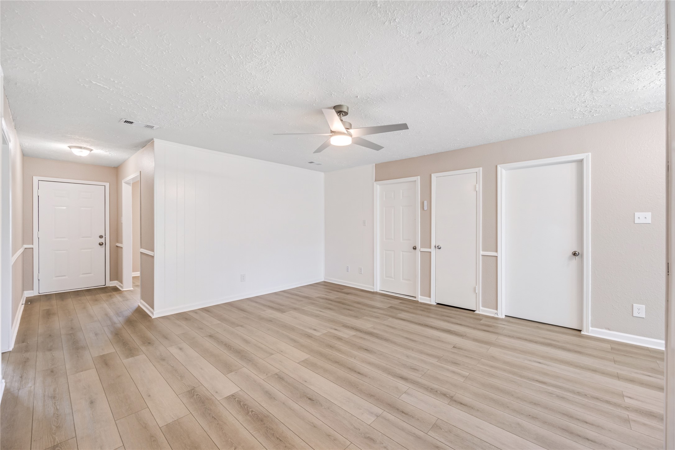 9614 Bean Street Houston, TX 77078 - Photo 12 of 28