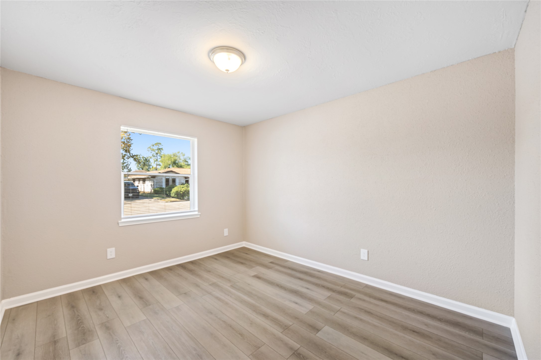 9614 Bean Street Houston, TX 77078 - Photo 18 of 28