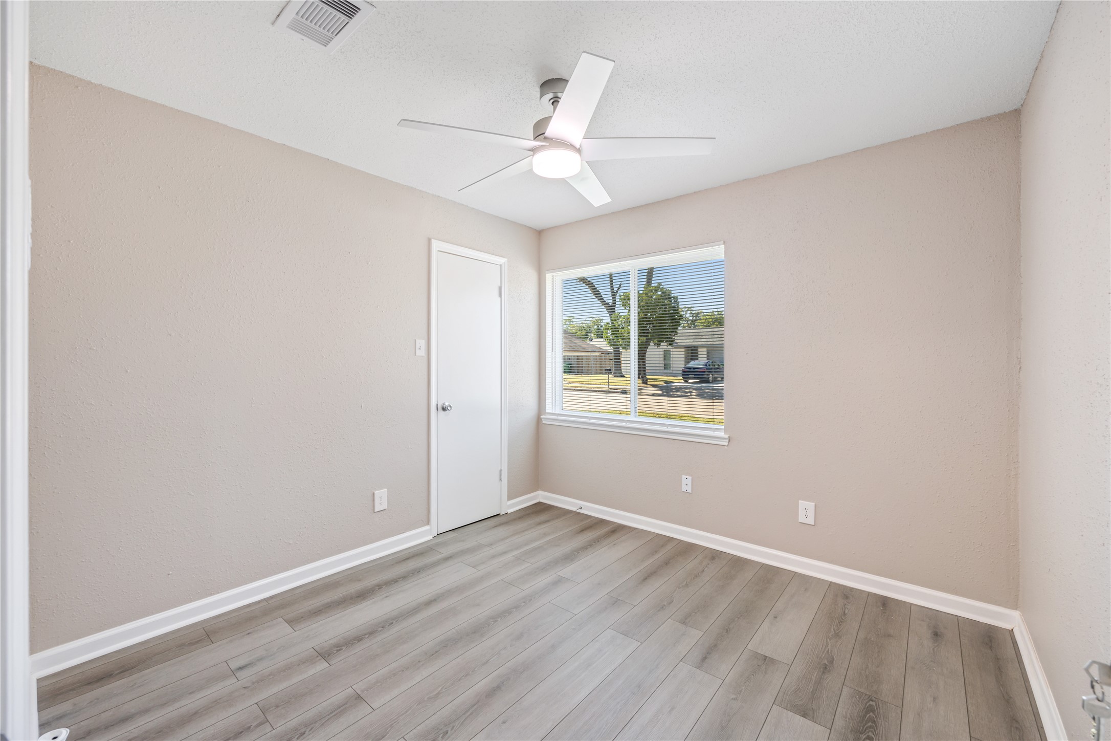 9614 Bean Street Houston, TX 77078 - Photo 20 of 28