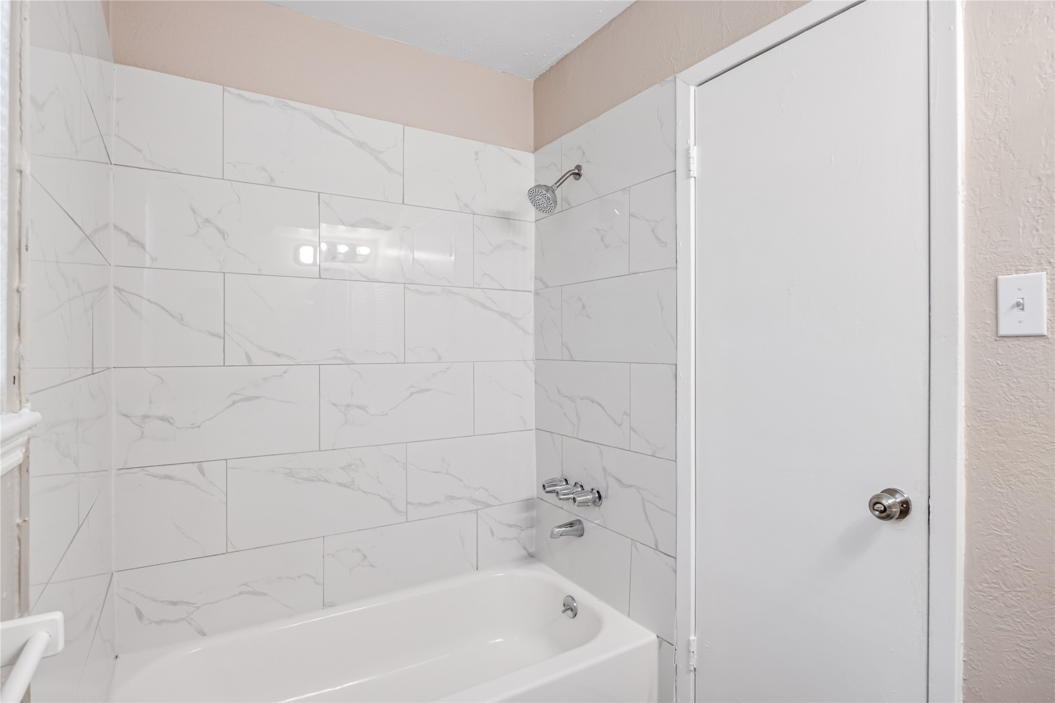 9614 Bean Street Houston, TX 77078 - Photo 10 of 28