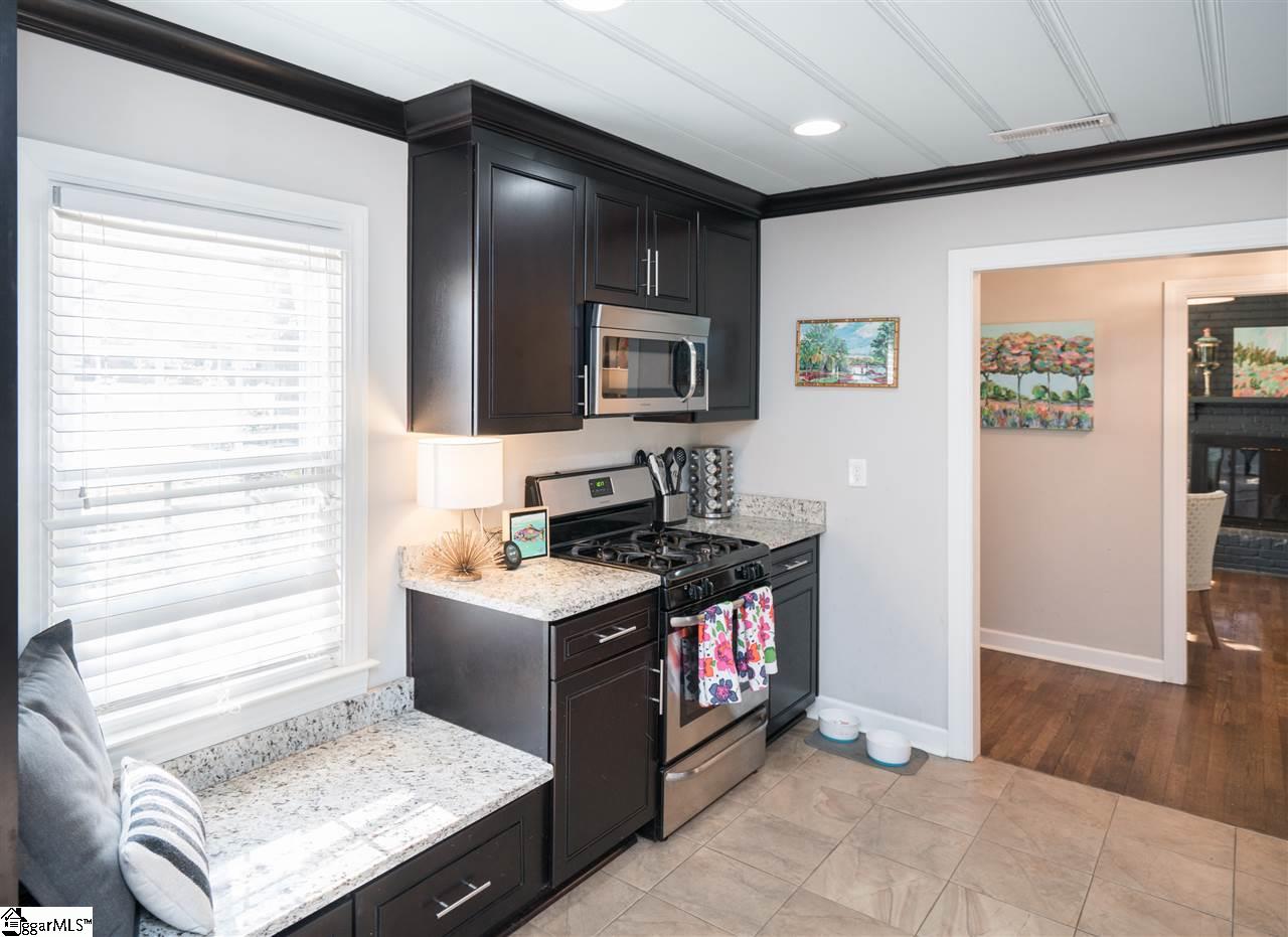 710 Parkins Mill Road Greenville, SC 29607 - Photo 11 of 29